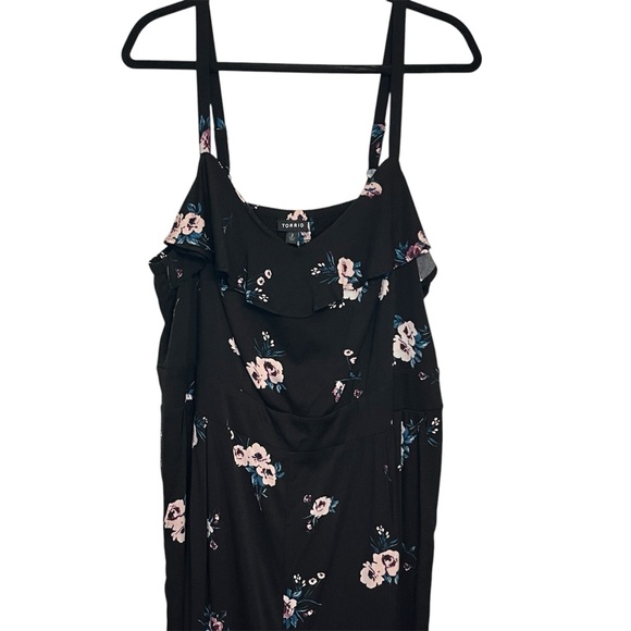 Torrid Black Floral Wide Leg Ruffle Jumpsuit Romantic, Feminine, Cottagecore NWT - Picture 5 of 10